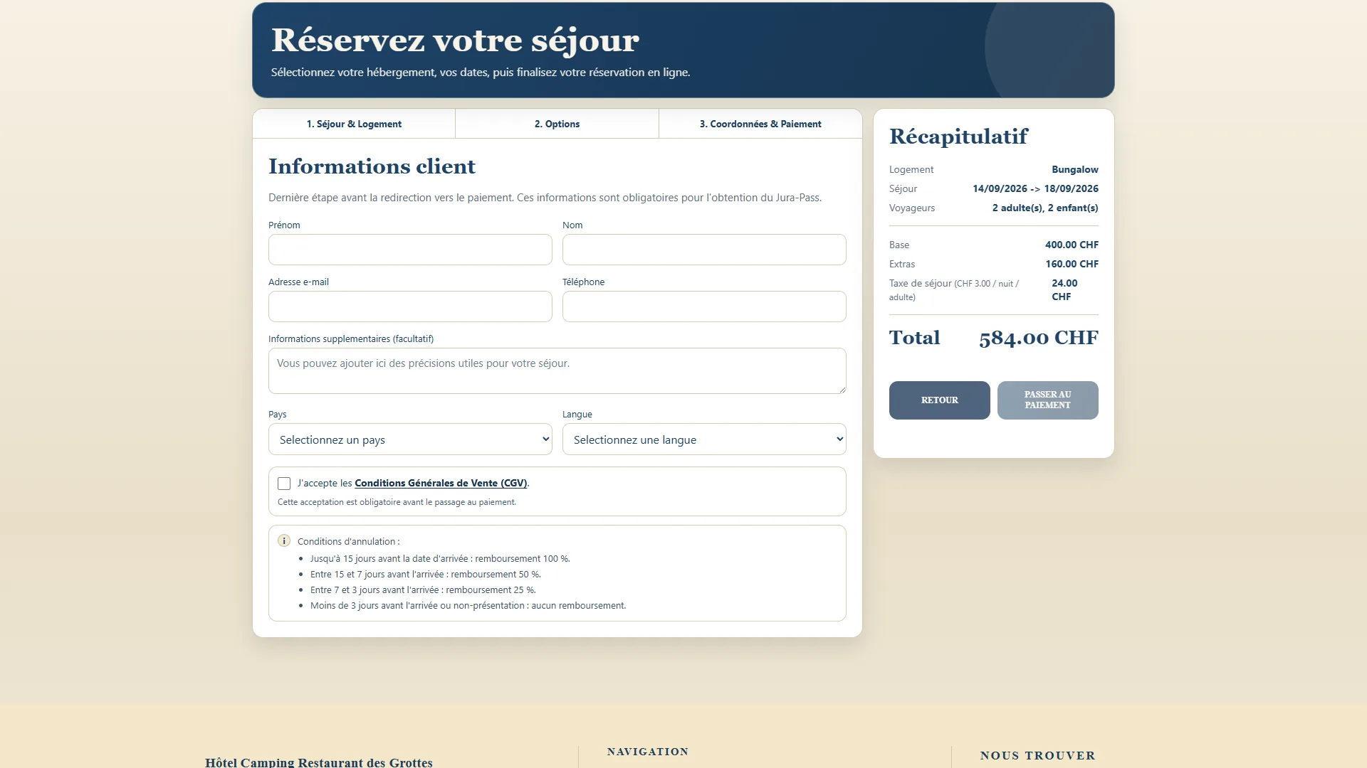 La dernière étape avant le paiement : coordonnées, pays, langue, conditions générales et barème d'annulation.